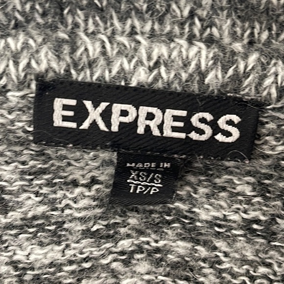❤️ EXPRESS Sweater Size XS - Picture 4 of 4
